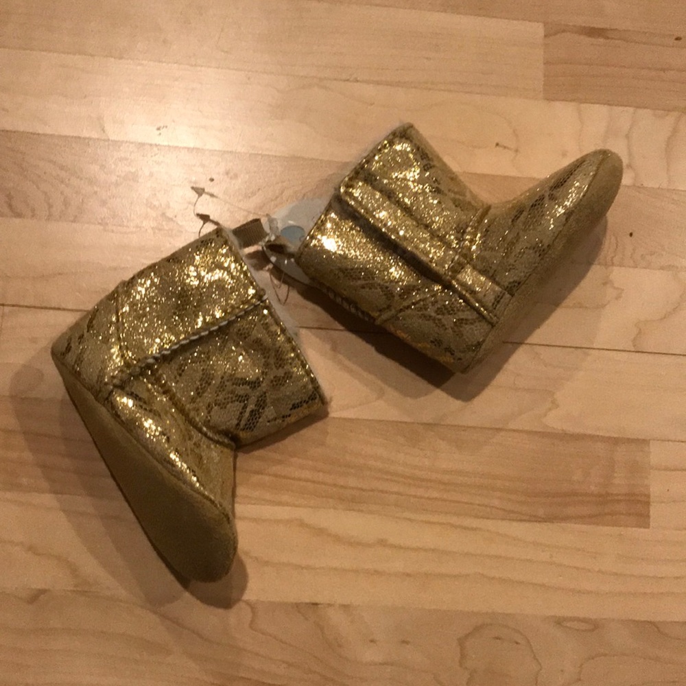 Gold leopard baby boots warm